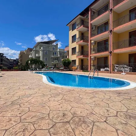 Kremena In Sv With Swimming Pool بيت ضيافة سفيتي فلاس