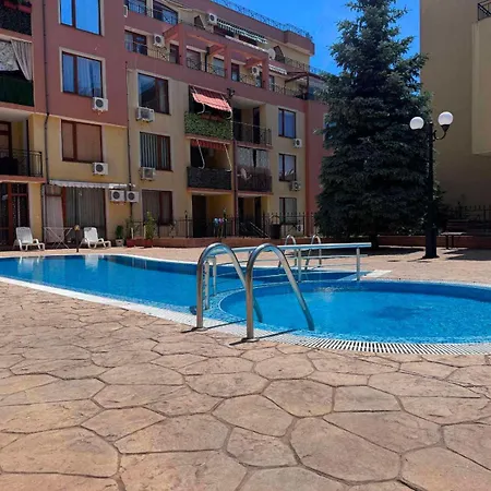 Kremena In Sv With Swimming Pool بيت ضيافة سفيتي فلاس
