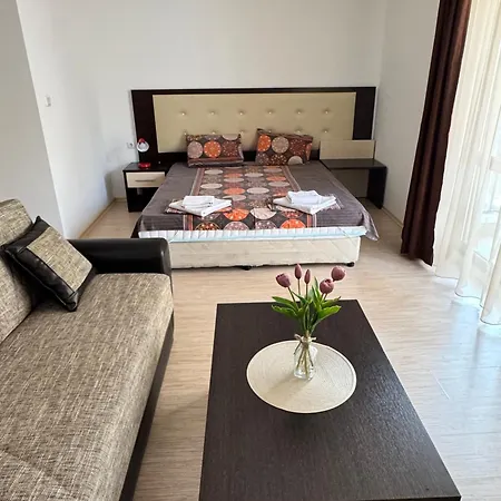 Kremena In Sv With Swimming Pool 4* سفيتي فلاس