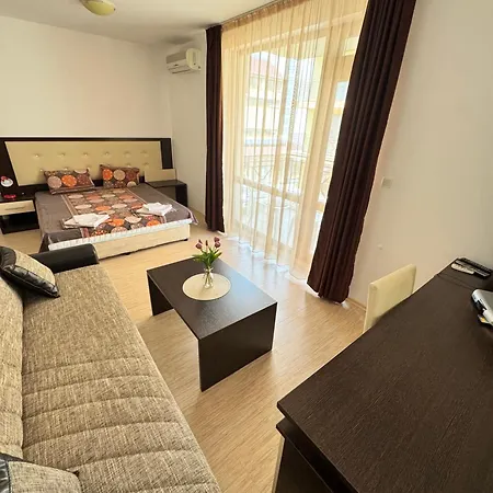 Kremena In Sv With Swimming Pool 4* سفيتي فلاس